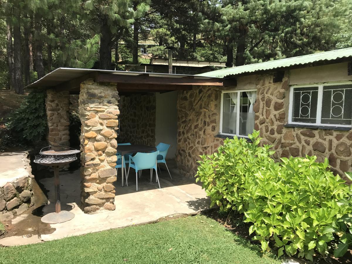 Meadow Lane Country Cottages 安德伯格 外观 照片