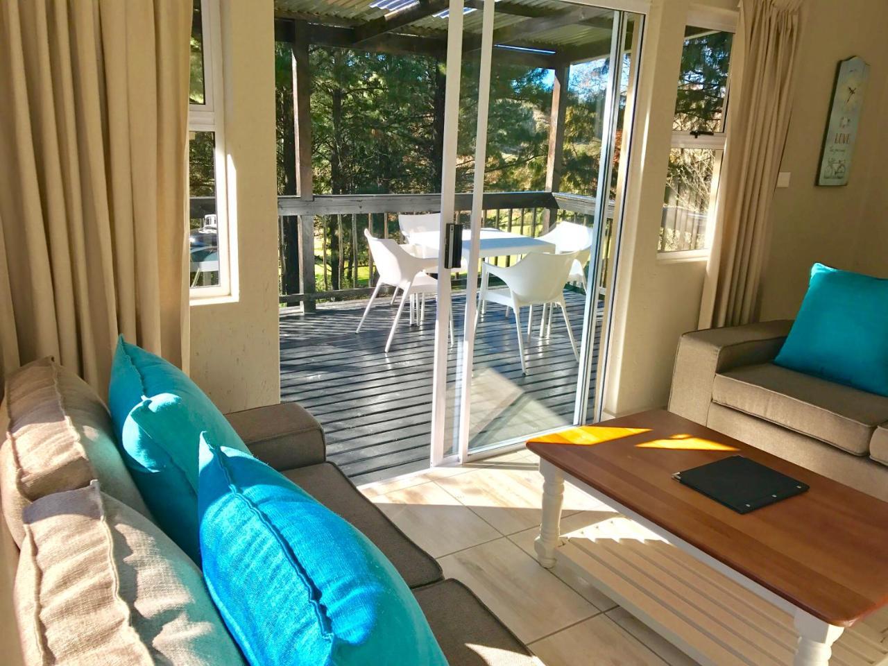 Meadow Lane Country Cottages 安德伯格 外观 照片